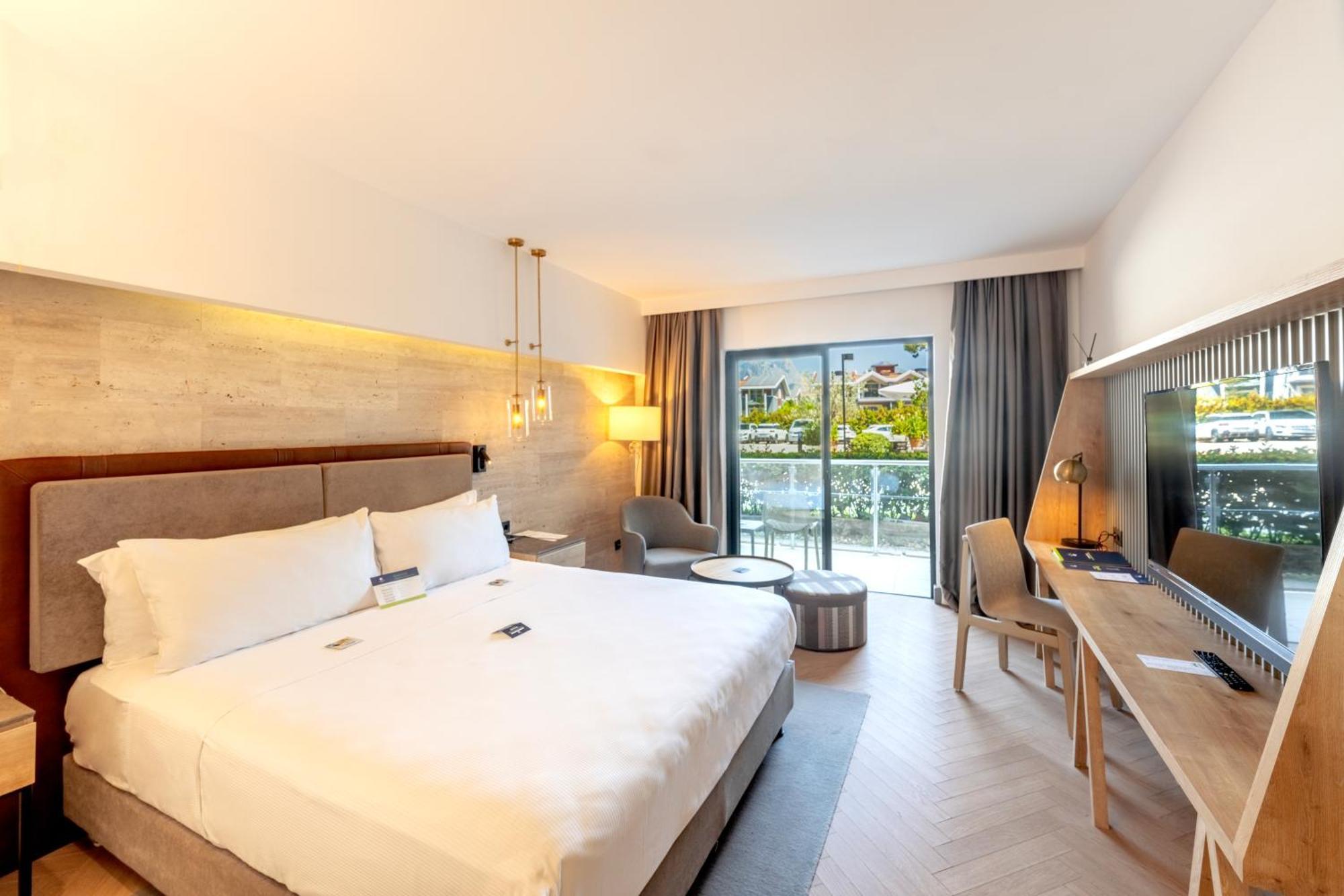 Doubletree By Hilton Antalya-Kemer All-Inclusive Resort Exterior photo
